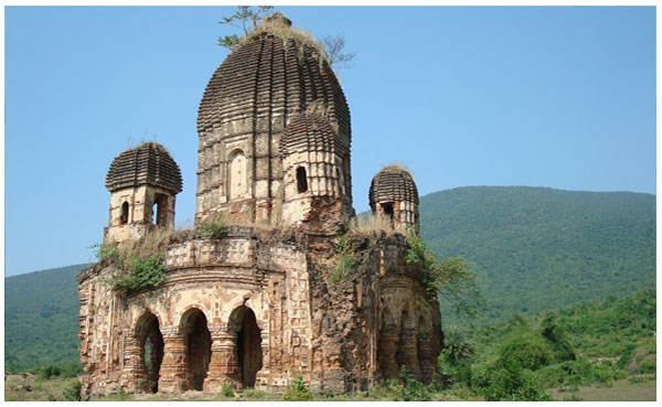 Remnants of a temple at Garh Panchkot, Purulia
